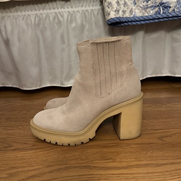 Dolce Vita Caster H20 booties - Picture 3 of 6